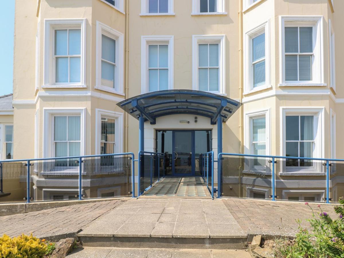 6 South Beach Court Tenby Exterior foto
